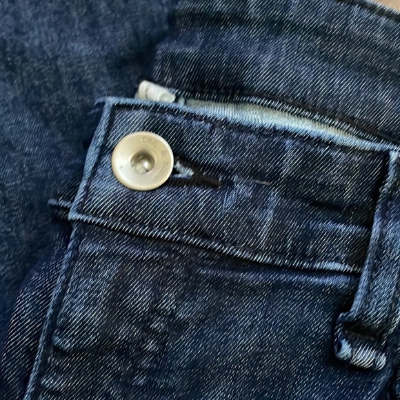 Rag and Bone Cate Dark wash skinny jeans with stretch . - Picture 8 of 10